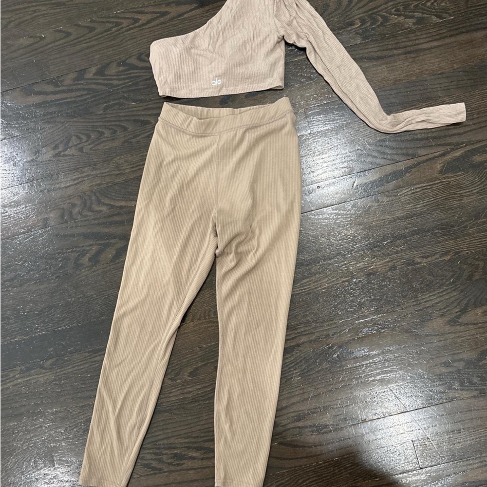 alo workout set